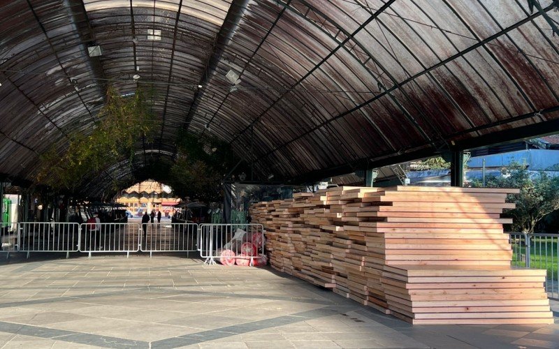 A montagem do Festival de Cinema de Gramado inicia essa semana 
