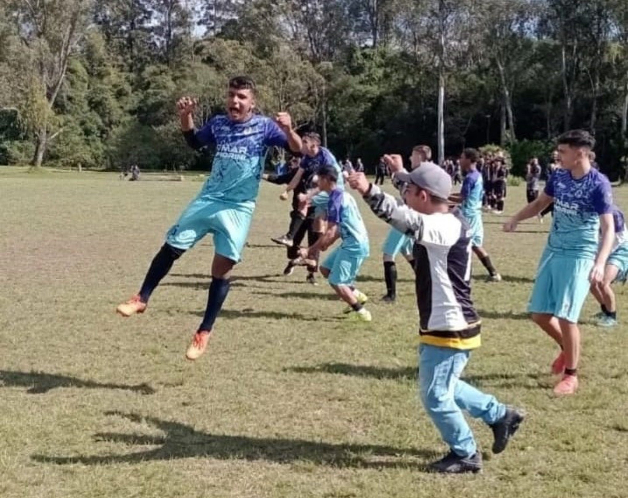 Equipe Renascer, do bairro Vicentina, foi a campeÃ£ no masculino