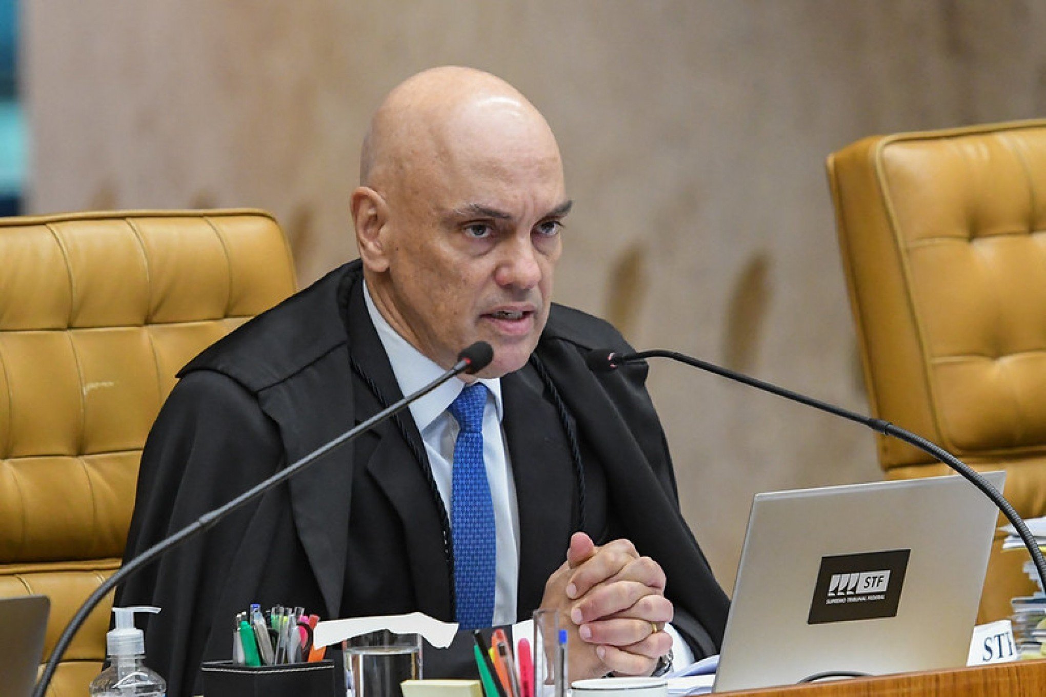 Moraes quer pena "padrão" de 17 anos para mais seis bolsonaristas do 8 de janeiro