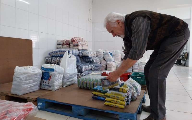 Jair Reginato no Banco de Alimentos do Vale do Sinos 