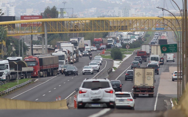 Obras na Scharlau causam congestionamento na BR-116 | Jornal NH