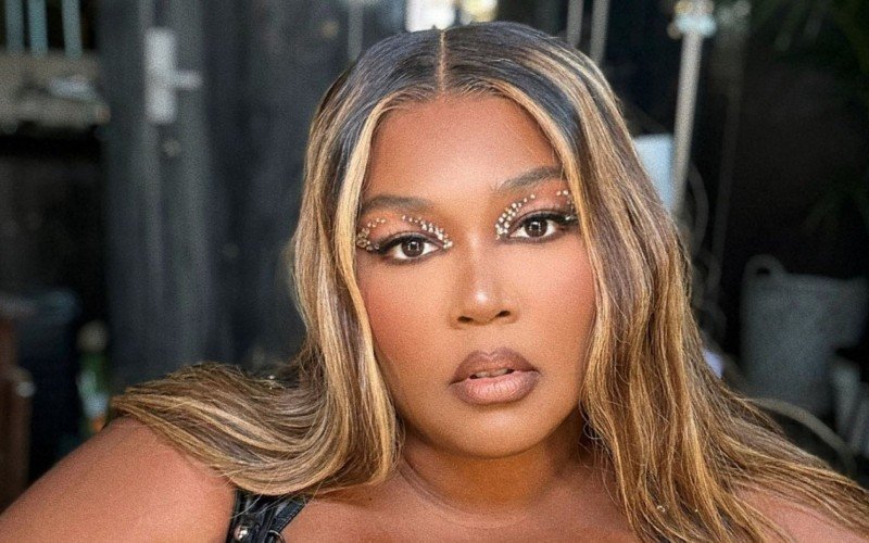 Lizzo se pronuncia sobre acusações de assédio sexual, e demais | Jornal NH