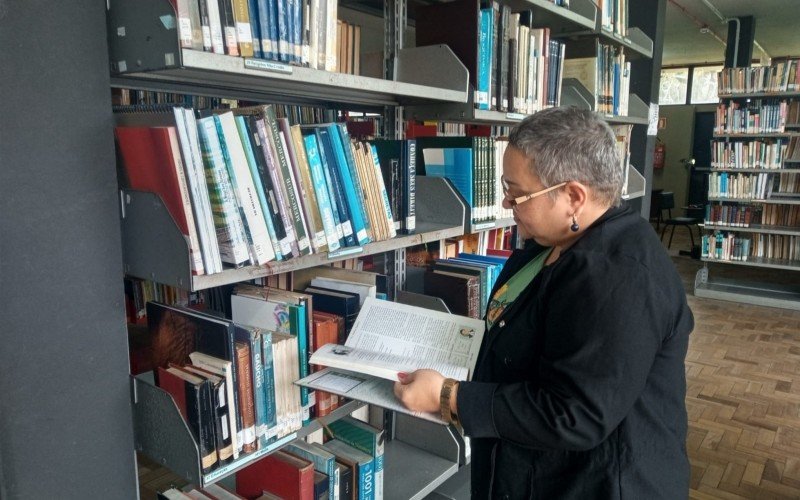 Cristiane Moura, coordenadora da Biblioteca Pública Municipal Vianna Moog 