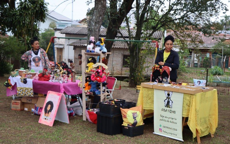 SÃ¡bado (5) foi de Piquenique Cultural na na praÃ§a Heitor Villa-Lobos