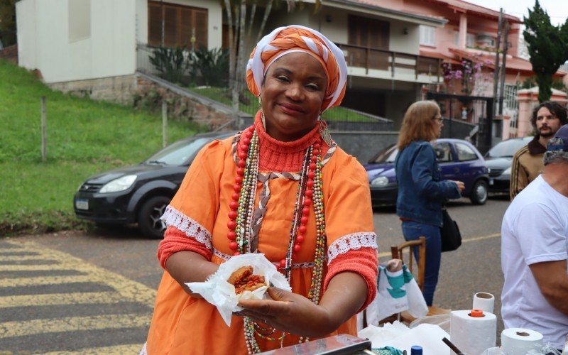 MÃ´nica Brito, 54 anos, mais conhecida como a Baiana do AcarajÃ©