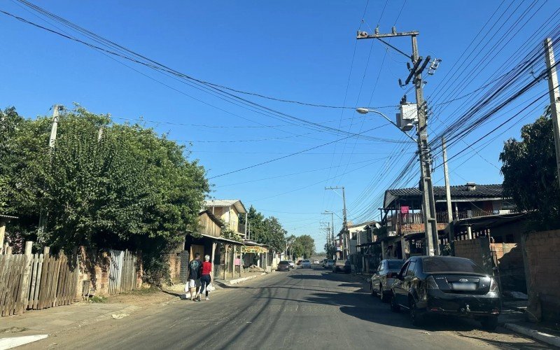 Após madrugada violenta e operação policial, moradores do bairro Canudos retomam atividades