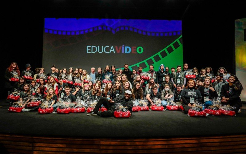 Alunos do Educavídeo na 50ª edição do Festival de Cinema de Gramado, em 2022