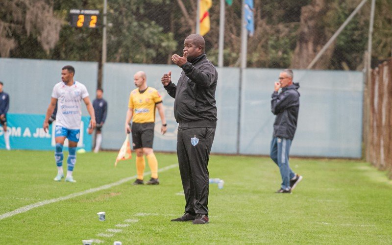 Edinho Rosa no comando do Novo Hamburgo | Jornal NH