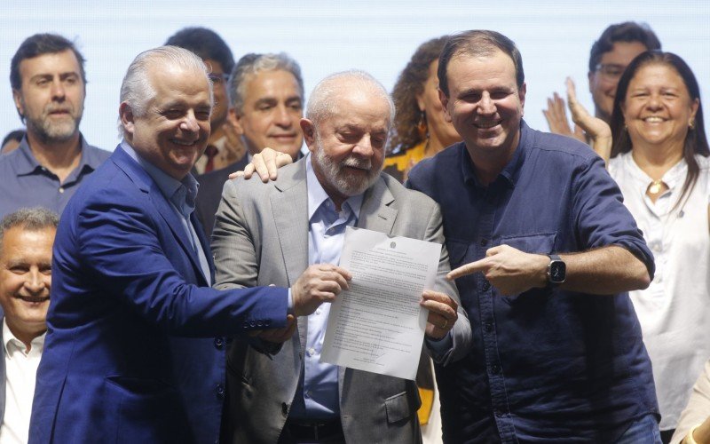 Ministro Márcio França, Lula e prefeito Eduardo Paes em evento no Rio de Janeiro | Jornal NH