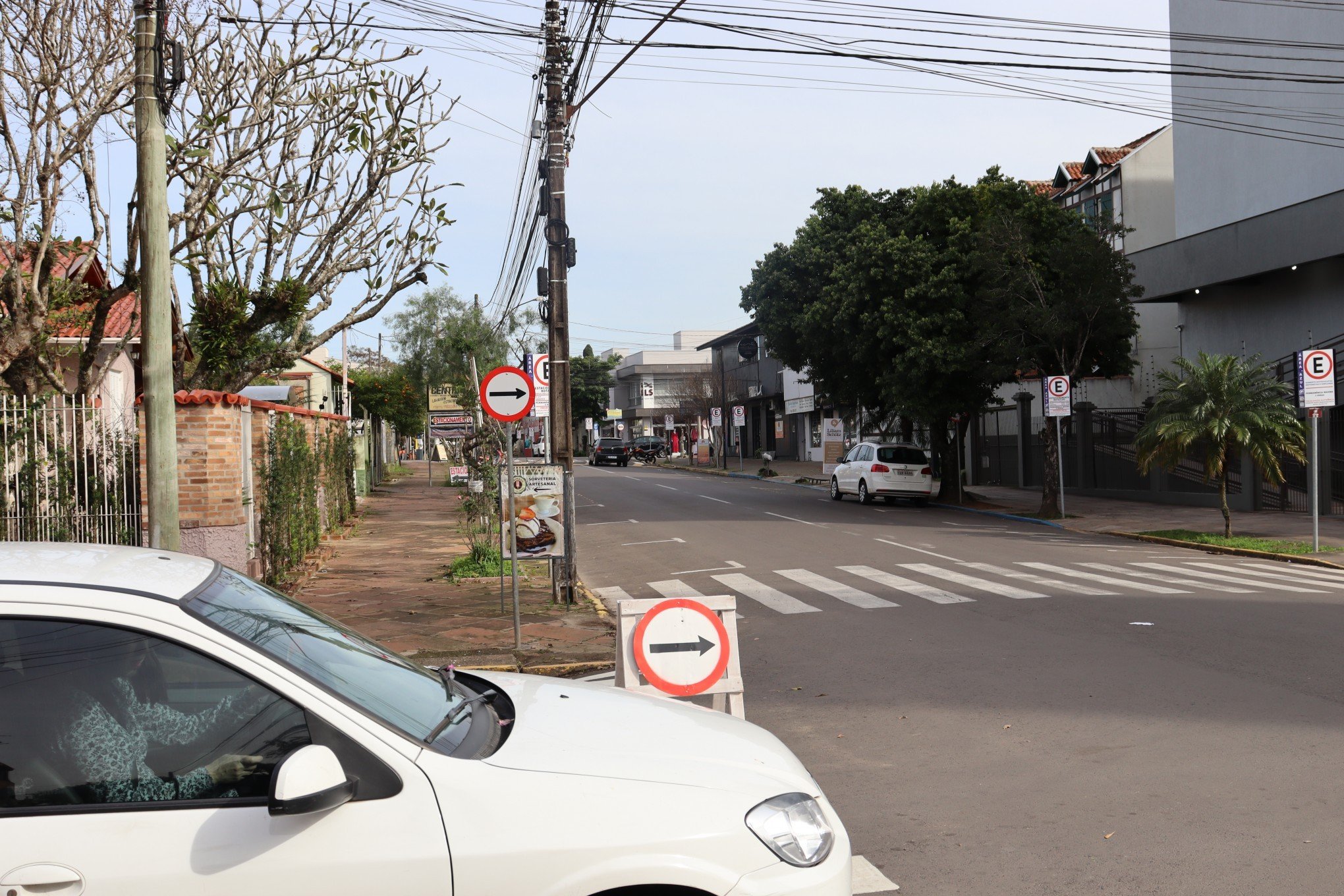 Cidade da região implanta sistema binário nas ruas; veja o que muda no trânsito