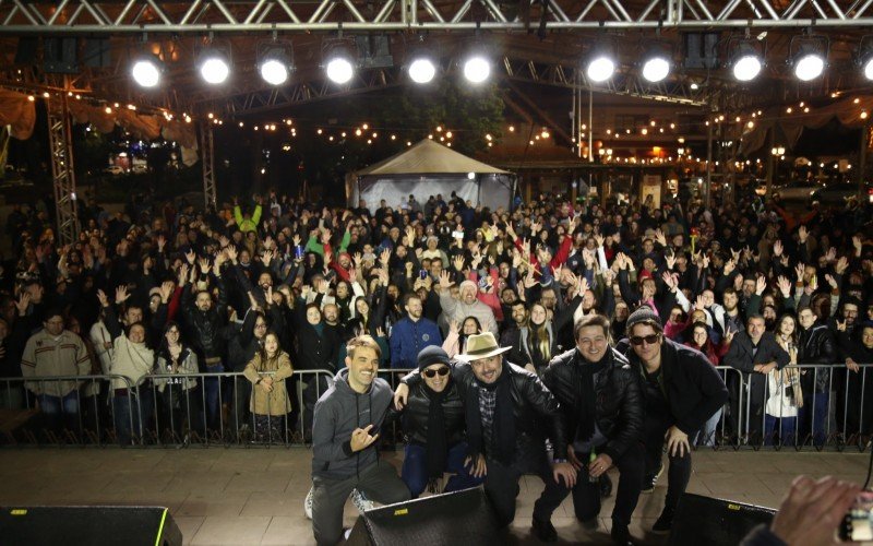 Banda Vera Loca encerra programação da Temporada de Inverno em Canela