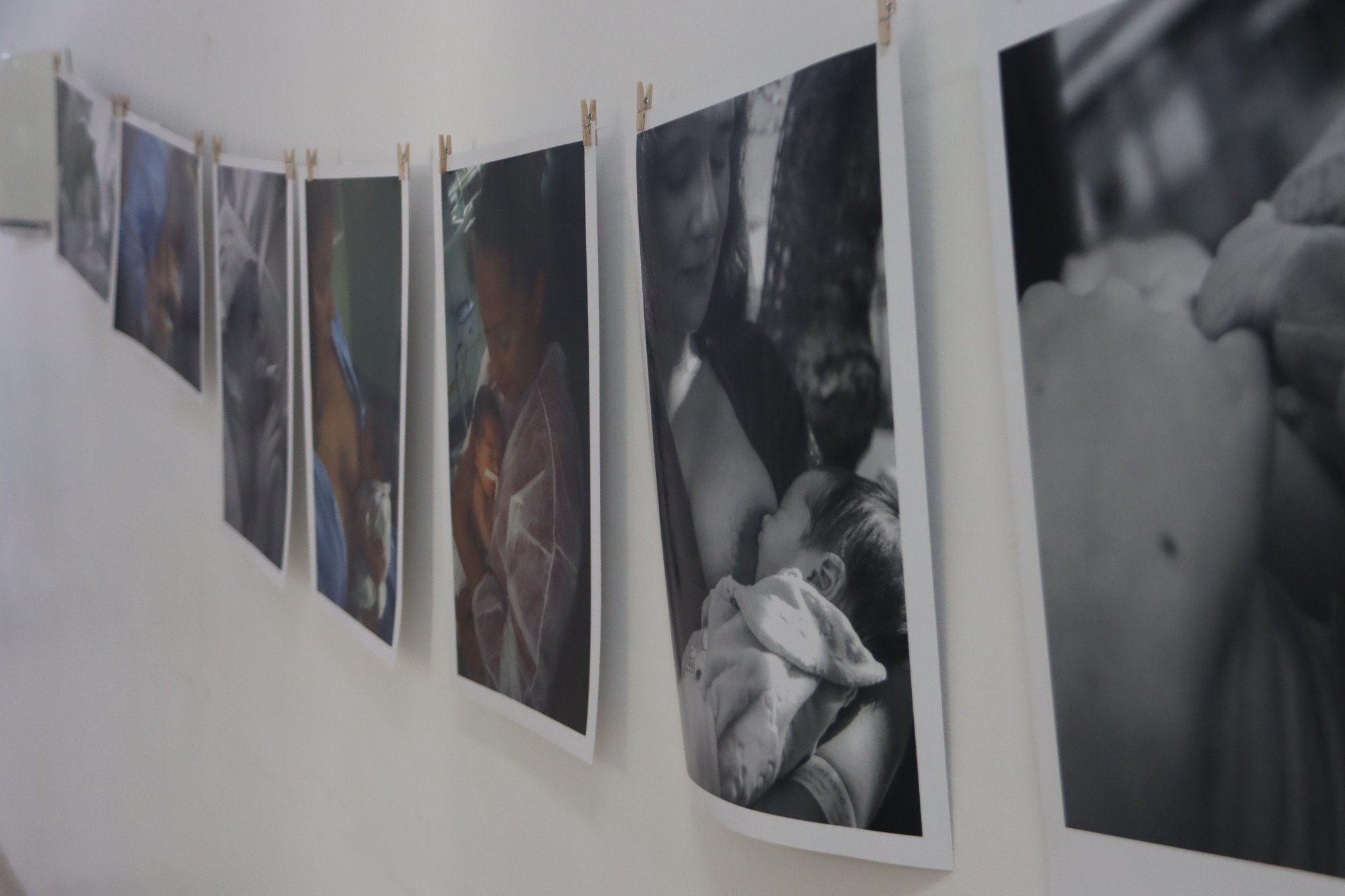 ExposiÃ§Ã£o fotogrÃ¡fica sobre amamentaÃ§Ã£o na maternidade do Hospital CentenÃ¡rio 