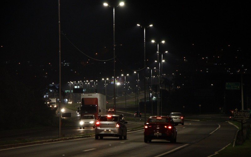 Trecho prÃ³ximo Ã  Feevale recÃ©m iluminado | Jornal NH