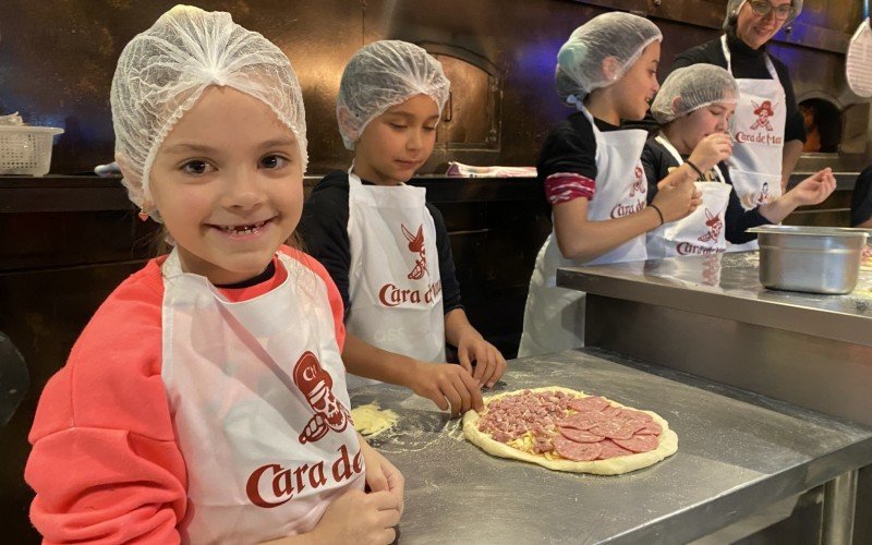 CrianÃ§as da AssociaÃ§Ã£o Semear fazem atividades no contraturno escolar 