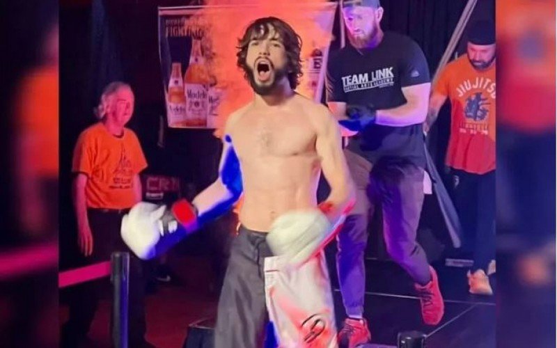 Lutador de MMA faz cirurgia de emergência após pulmão direito entrar em colapso | Jornal NH