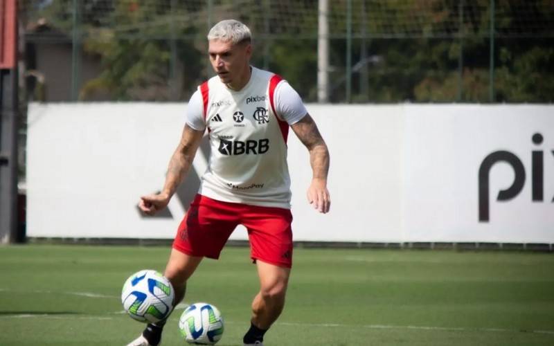 Lateral-direito Varela | Jornal NH