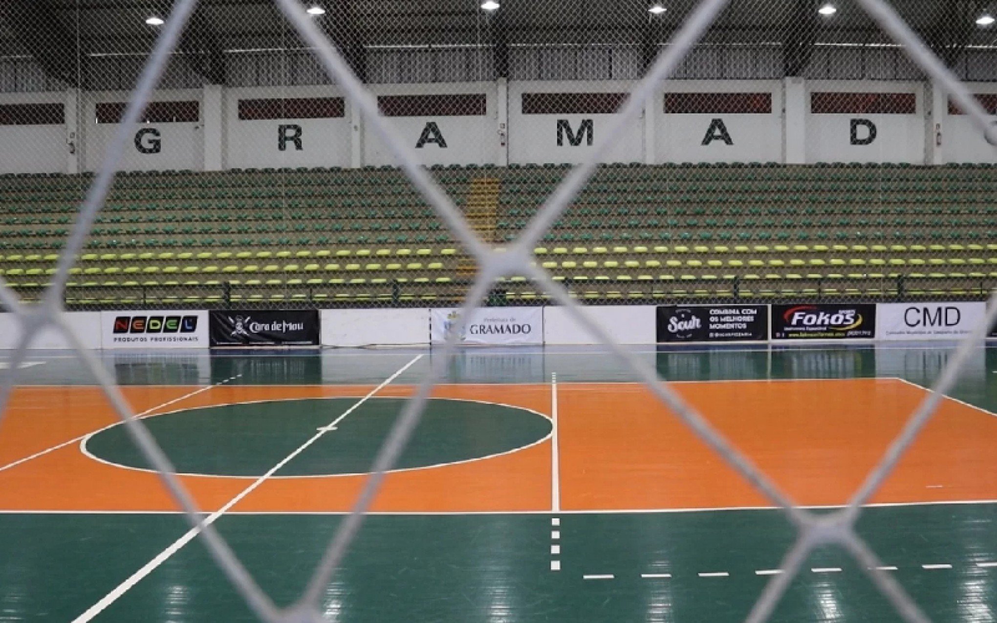 Primeira Divisão de Futsal inicia com quatro confrontos; veja as disputas