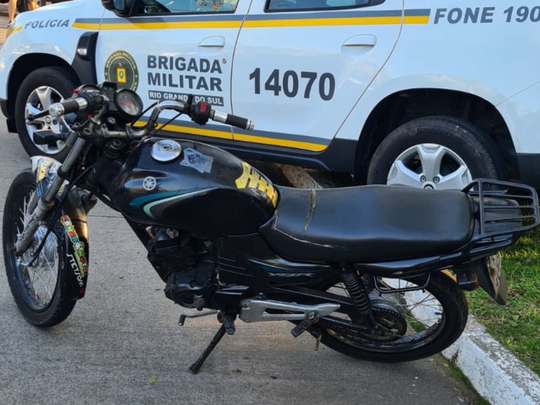 Moto com quase R$ 45 mil em multas é apreendida pela Polícia