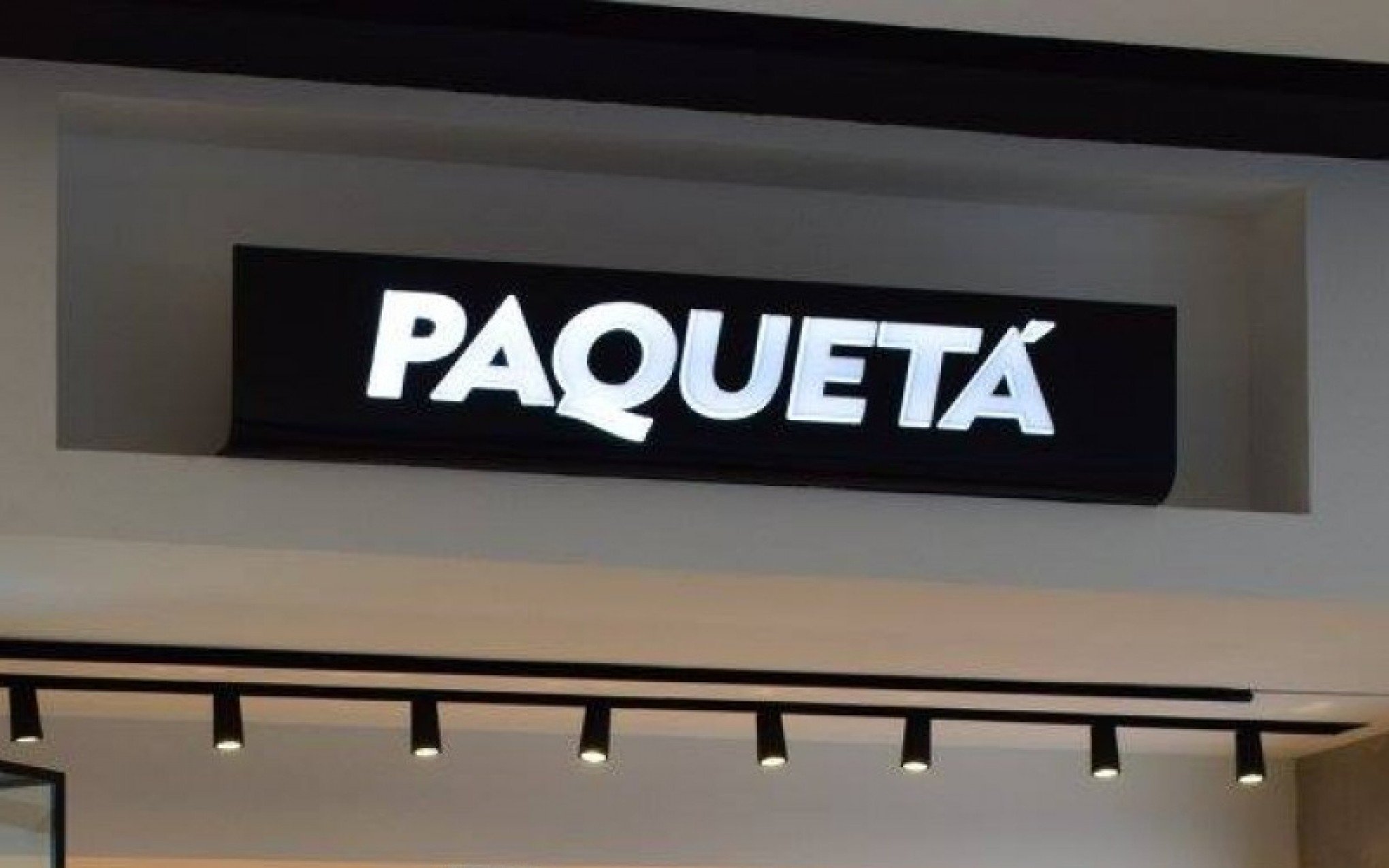 PAQUETÁ: Com lance de R$ 90 milhões, grupo de SP arremata 63 lojas em leilão da rede varejista