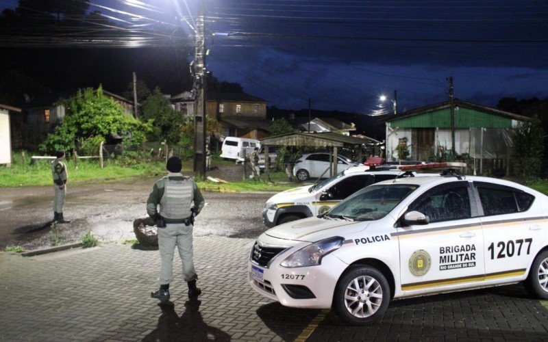 Operação Pulso Forte iniciou no sábado (19), em Canela, com sete presos e 12 mandados de busca