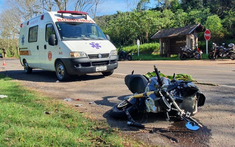 Motociclista ficou ferido em acidente na BR-116 | Jornal NH