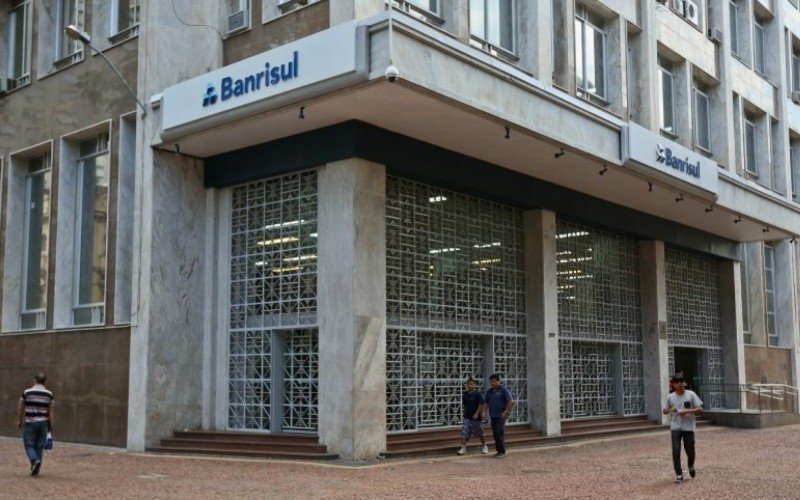 Sede do Banrisul está localizada no Centro de Porto Alegre | Jornal NH