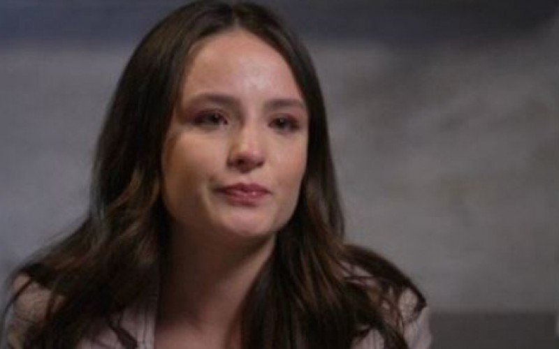 Larissa Manoela faz novas revelação a respeito do relacionamento com os pais. "Esqueça que eu sou sua mãe" | Jornal NH