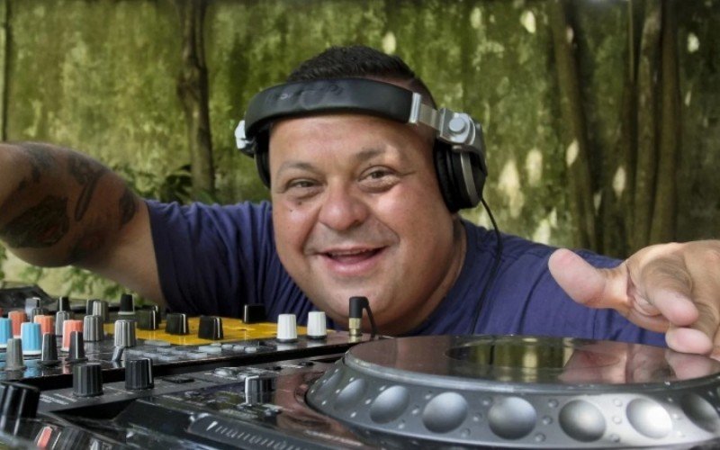 DJ Cabeção vai comandar a festa no domingo (27) no Parque de Exposições Assis Brasil