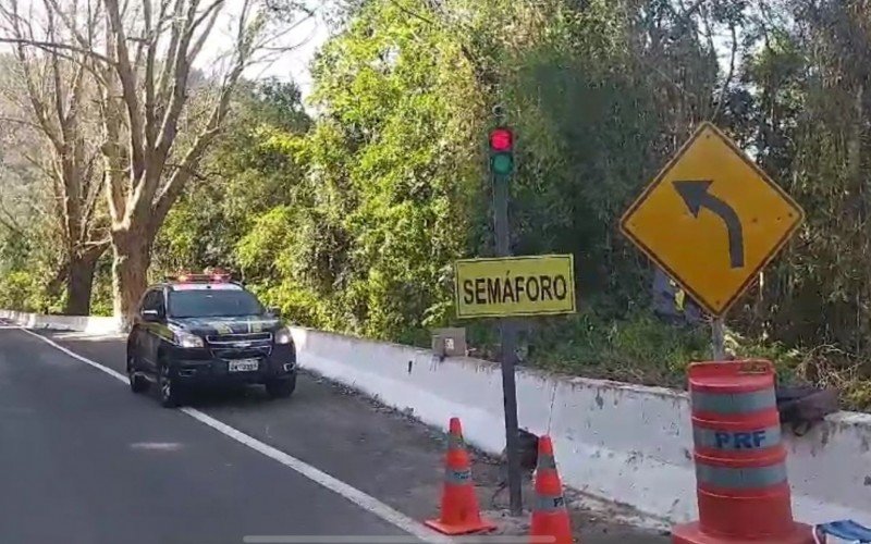 Km 181 em Nova Petrópolis foi liberado com uso de semáforos | Jornal NH