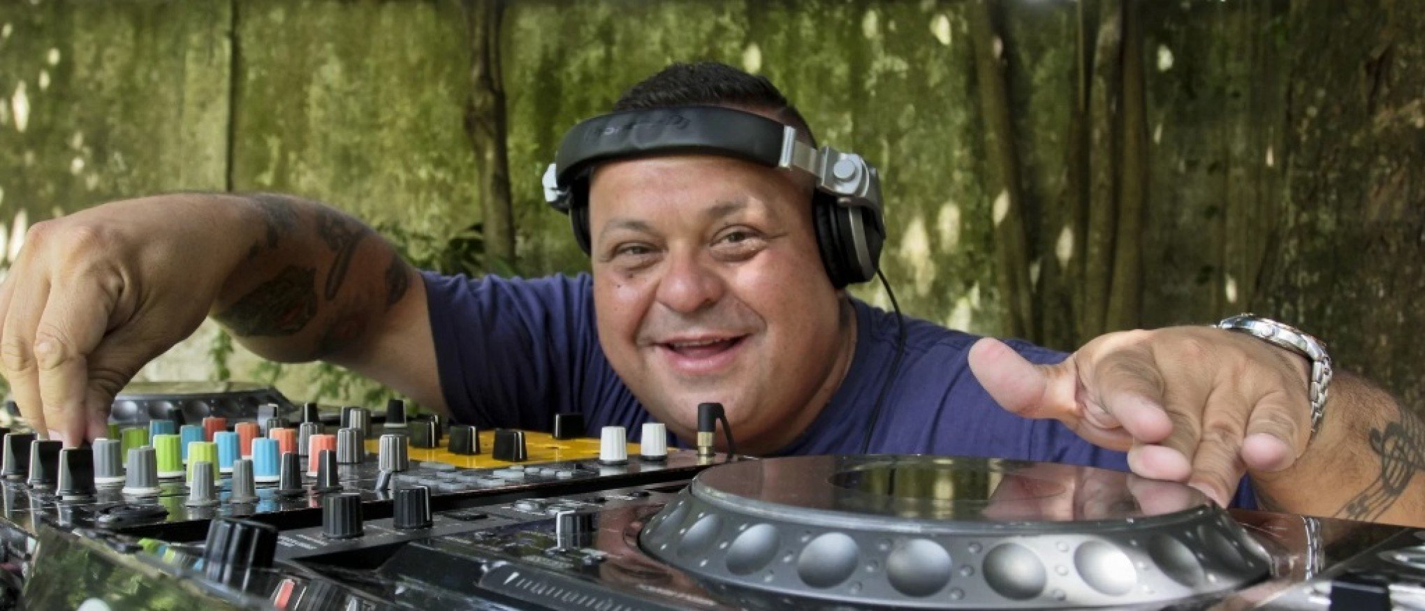 DJ Cabeção se torna o primeiro a discotecar na Expointer