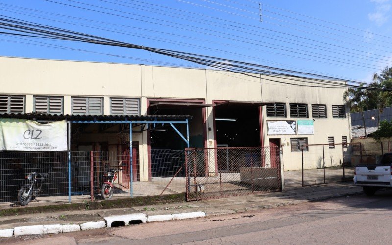 Prédio comercial que vai a leilão em Novo Hamburgo, no bairro Canudos | Jornal NH