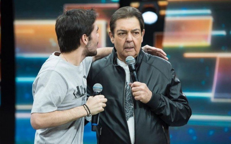 João Silva, filho do Faustão, atualiza quadro clínico do apresentador | Jornal NH