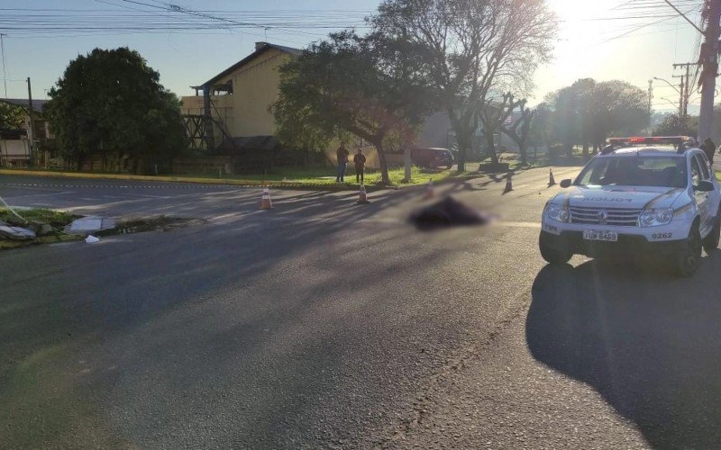 Ciclista morre atropelado por ônibus escolar em Montenegro | Jornal NH