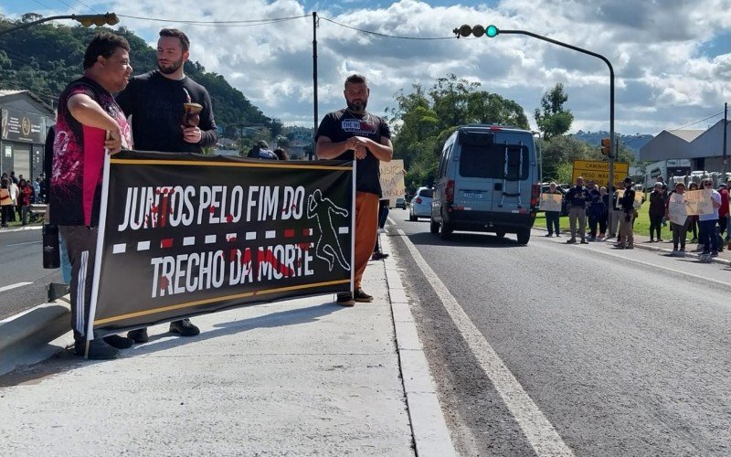 Manhã de domingo teve mobilização da comunidade no "trecho da morte" na BR-116 | Jornal NH