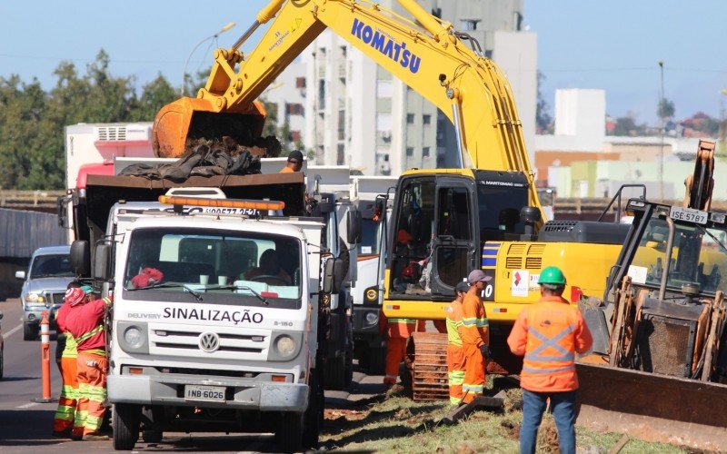 Obras de construÃƒ?Ã‚?Ãƒ?Ã‚Â§Ãƒ?Ã‚?Ãƒ?Ã‚Â£o da terceira pista da BR-116 deixa trÃƒ?Ã‚?Ãƒ?Ã‚Â¢nsito lento em SÃƒ?Ã‚?Ãƒ?Ã‚Â£o Leopoldo