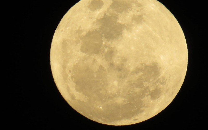 Superlua Azul registrada em Campo Bom