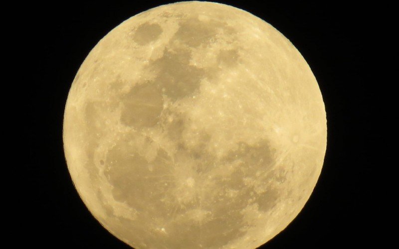 Superlua Azul registrada em Campo Bom