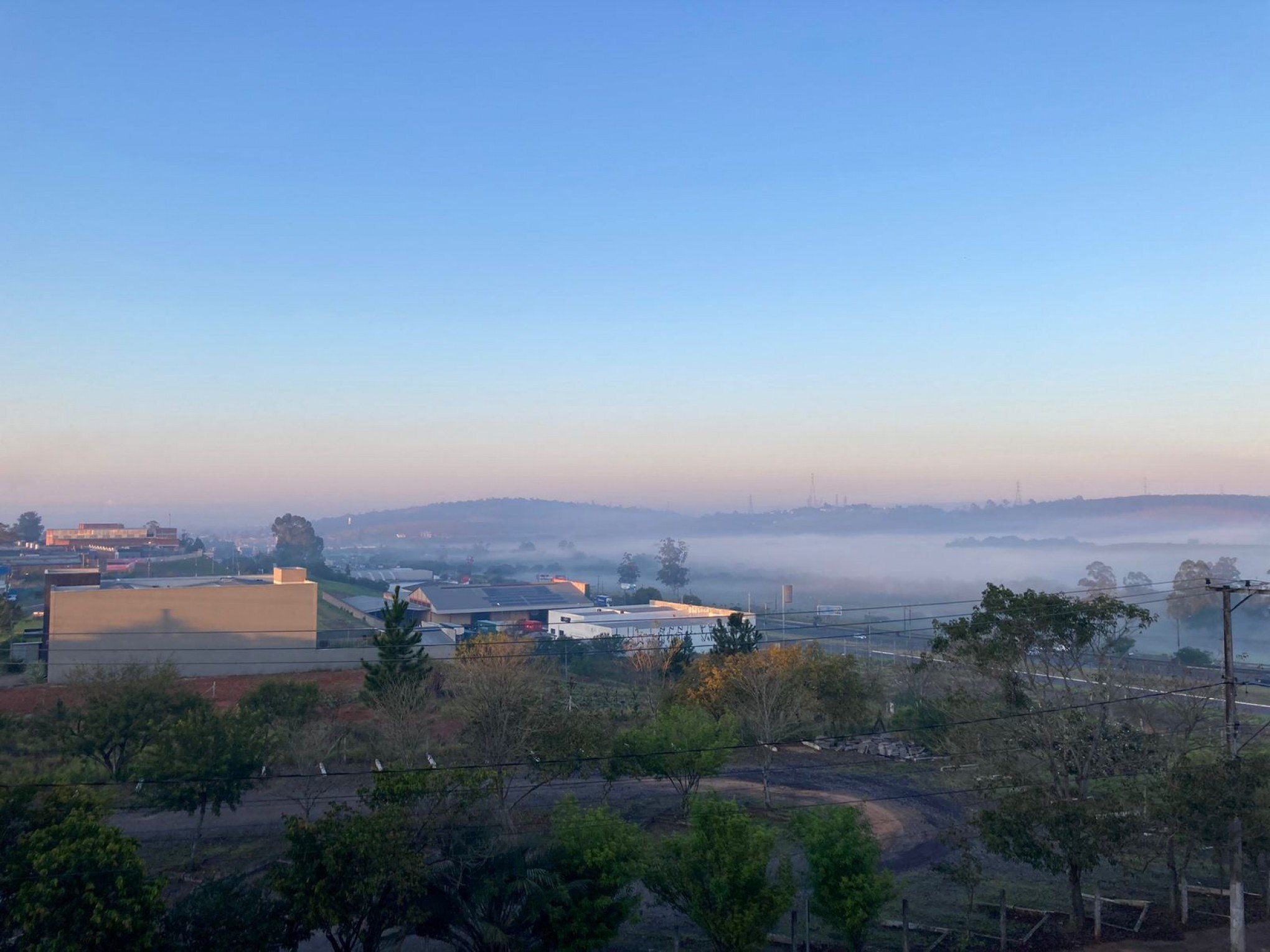 PREVISÃO DO TEMPO: Frio e nevoeiro marcam o amanhecer desta quarta-feira no RS; veja como ficam as temperaturas