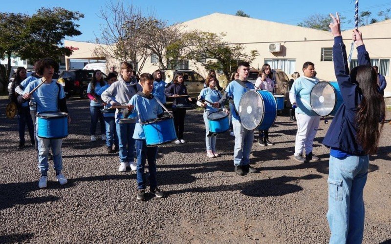 Em Capela de Santana, as atividades temáticas iniciaram no dia 25 de agosto