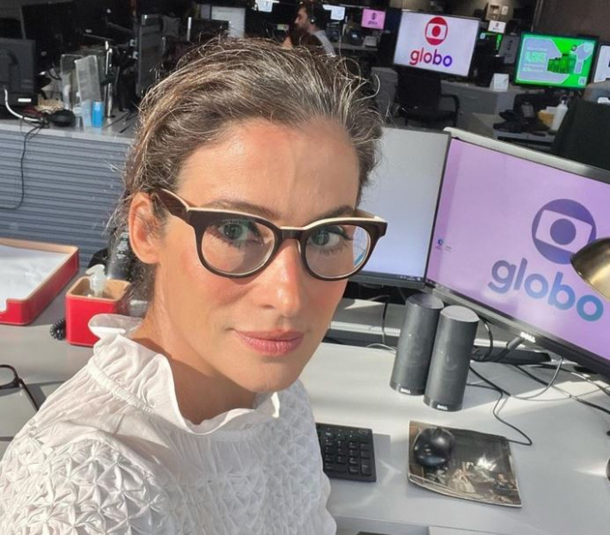 Renata Vasconcellos pode deixar o Jornal Nacional, diz colunista