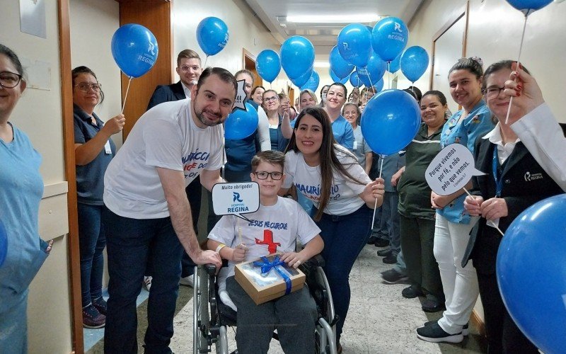 Mauriccio Pinheiro Bordin homenageado no Hospital Regina em sua alta na sexta-feira | Jornal NH