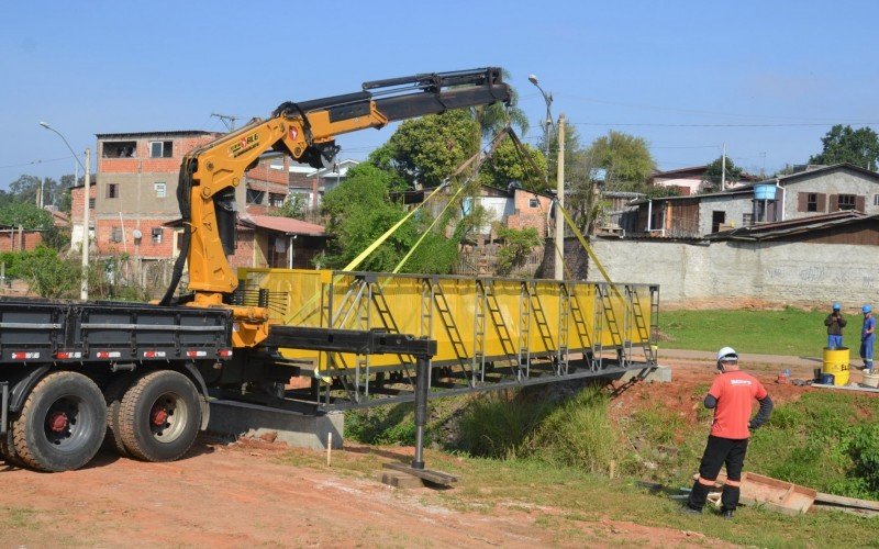 Com a estrutura, os pedestres poderão voltar a circular entre os bairros Santo André e Rio Branco