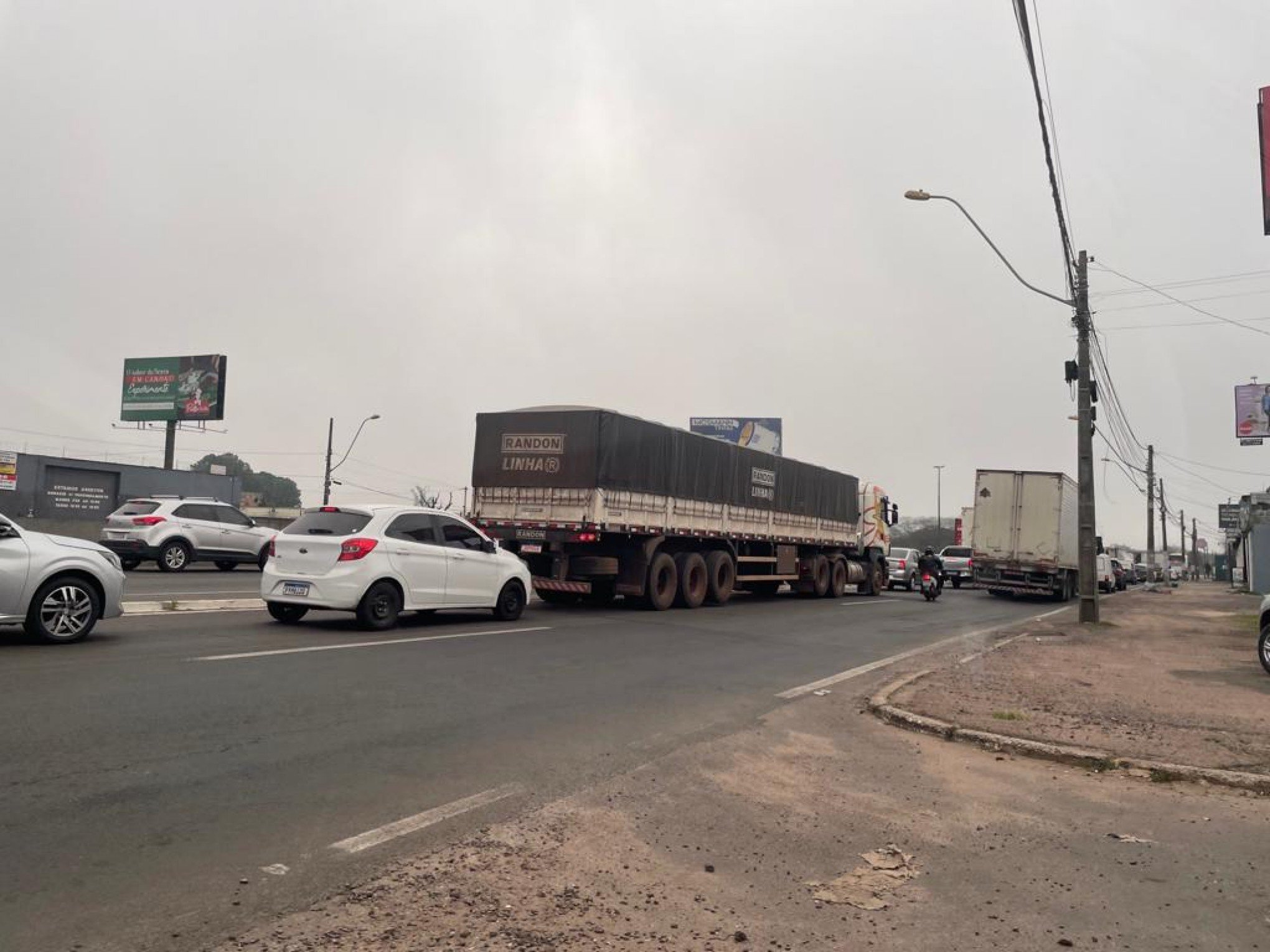 BR-116: Trechos da rodovia entre Sapucaia do Sul e São Leopoldo registram lentidão nesta sexta-feira