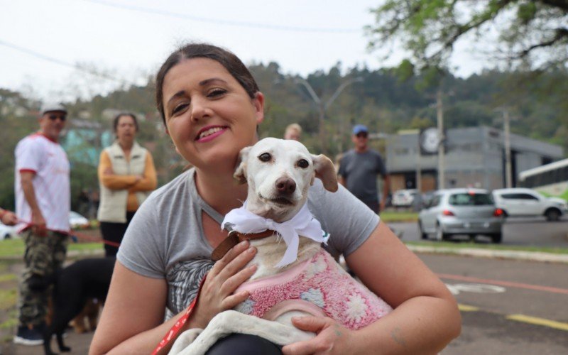 Paula Fátima de Azevedo com Sasha, de 13 anos | Jornal NH