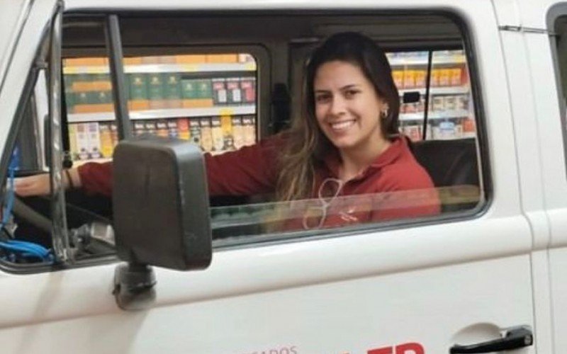 Eduarda Comassetto ganhou a Kombi | Jornal NH