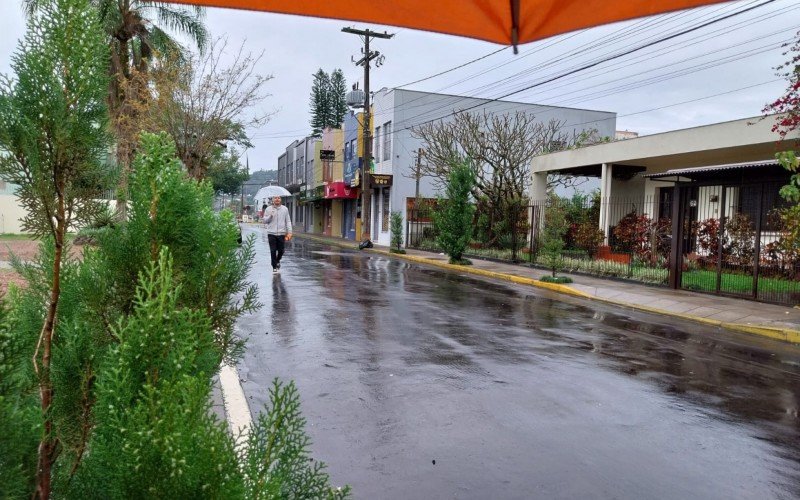 Chuva marca o domingo do dia 3 de setembro. Registro em Estância Velha | Jornal NH