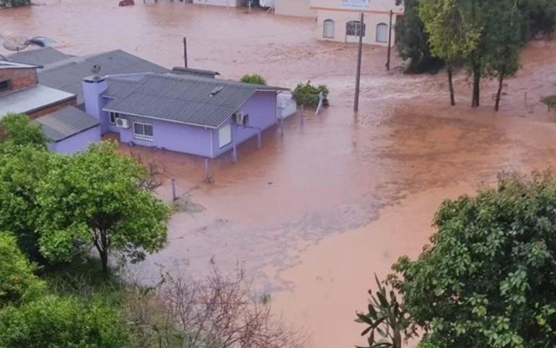 Nova Araçá amanheceu alagada | Jornal NH