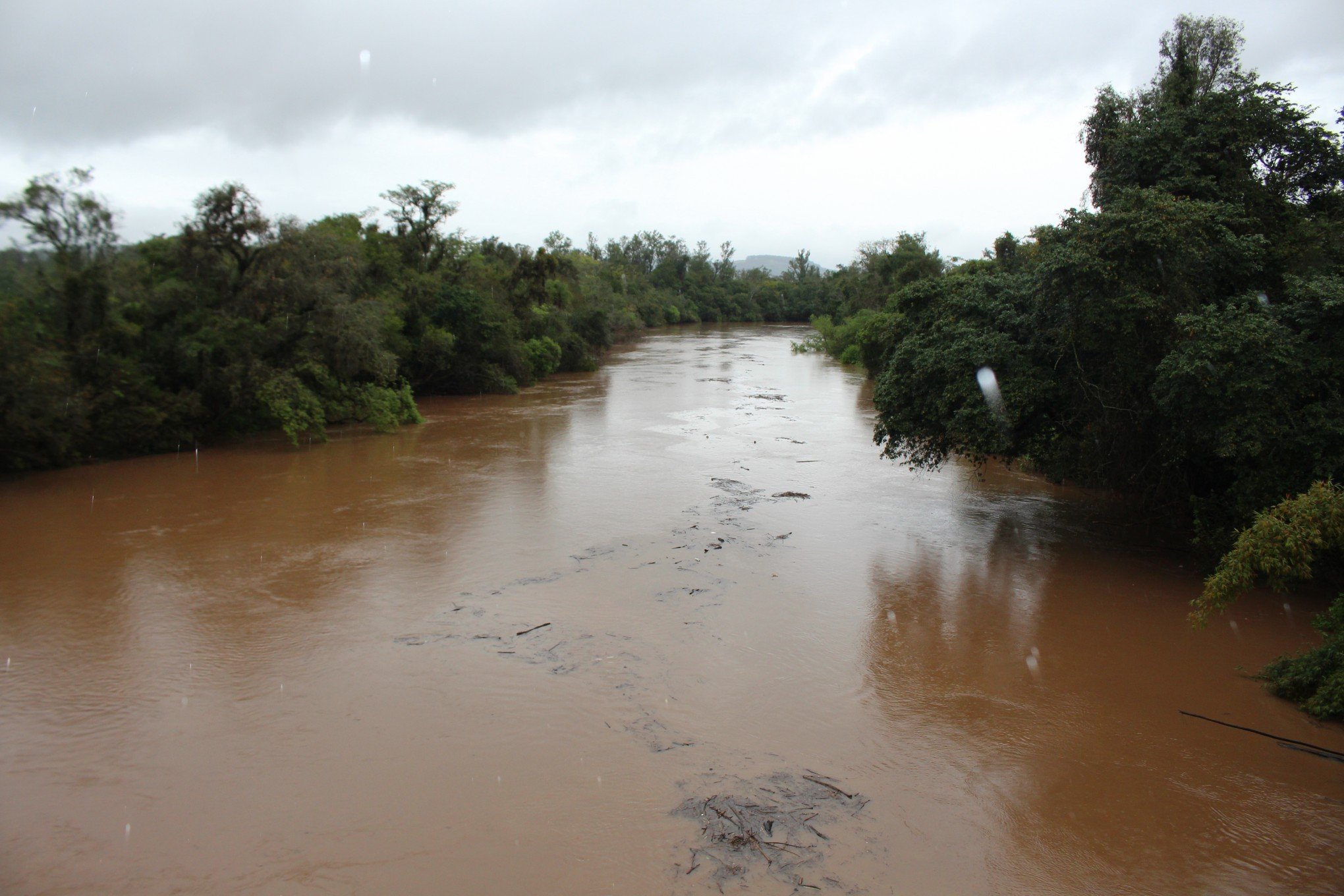Defesas Civis da região estão em alerta para níveis dos rios