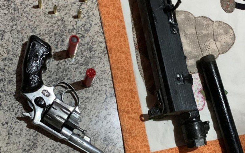 Armas apreendidas durante a OperaÃ§Ã£o Senhor das Armas