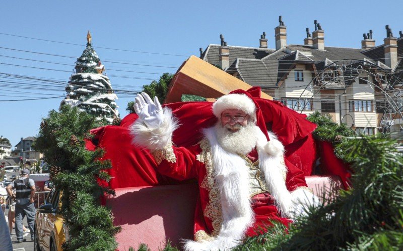 Natal Luz tem atrações gratuitas e pagas em Gramado